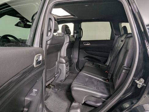 Used 2022 Jeep Grand Cherokee Laredo X RWD image 26