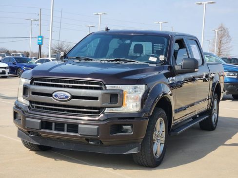 Used 2018 Ford F150 XLT w/ Equipment Group 302A Luxury image 5
