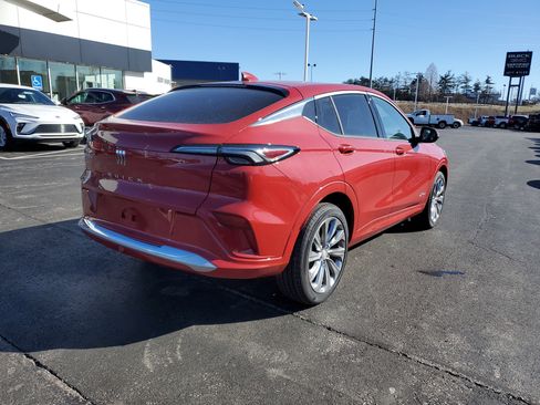 New 2026 Buick Envista Avenir image 4