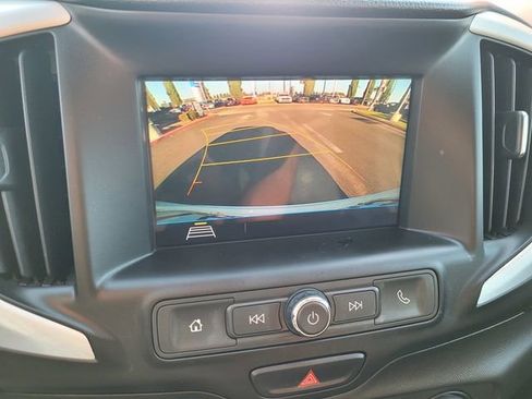 Used 2018 GMC Terrain SLE image 19