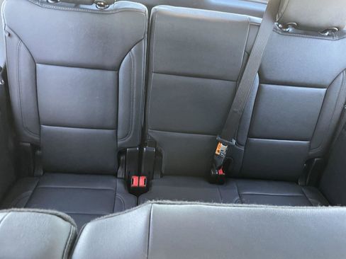 Used 2025 Chevrolet Tahoe LT AWD/4WD image 28