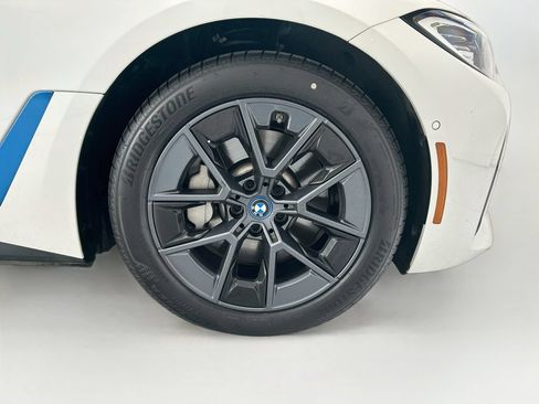 Used 2023 BMW i4 eDrive35 w/ Premium Package RWD image 31