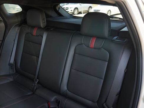 Used 2026 Chevrolet Trax RS w/ Sunroof Package FWD image 27
