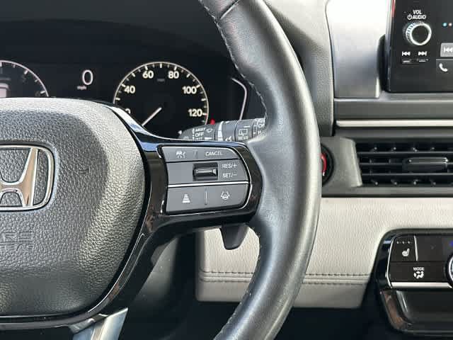 Used 2024 Honda Pilot EX-L image 9