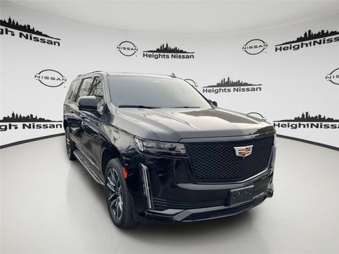 Used 2022 Cadillac Escalade ESV Sport image 1