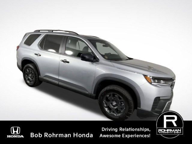 New 2026 Honda Pilot TrailSport image 3