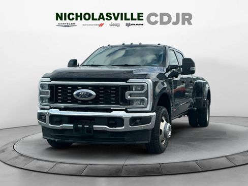 Used 2025 Ford F350 Lariat w/ Lariat Ultimate Package image 1