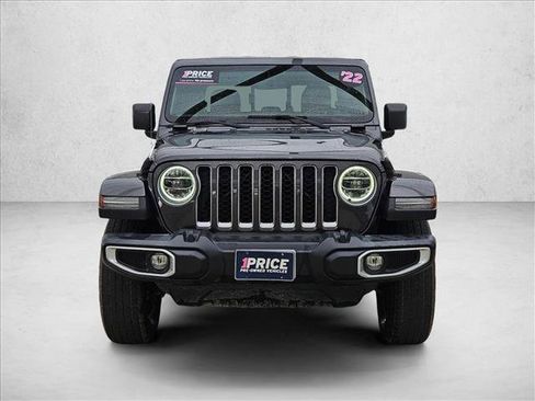Used 2022 Jeep Gladiator Overland w/ Popular Equipment Package AWD/4WD image 2