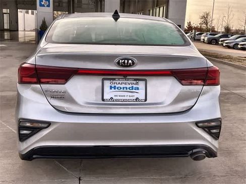 Used 2021 Kia Forte LXS image 6