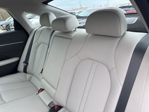 Used 2024 Hyundai Sonata Limited image 9