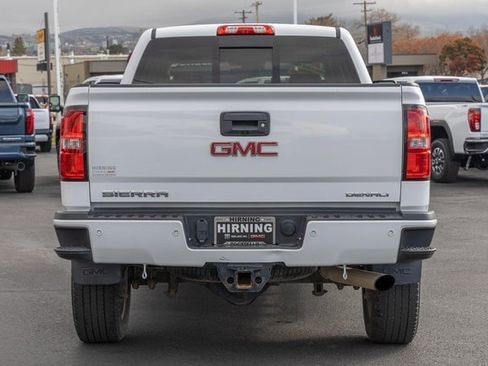 Used 2019 GMC Sierra 2500 Denali image 4