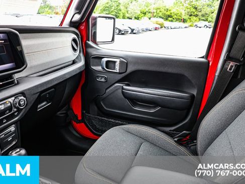 Used 2025 Jeep Wrangler Unlimited Sport AWD/4WD image 43
