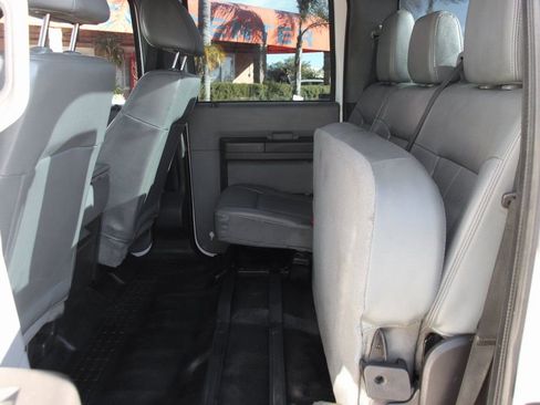 Used 2016 Ford F550 2WD Crew Cab Super Duty image 30