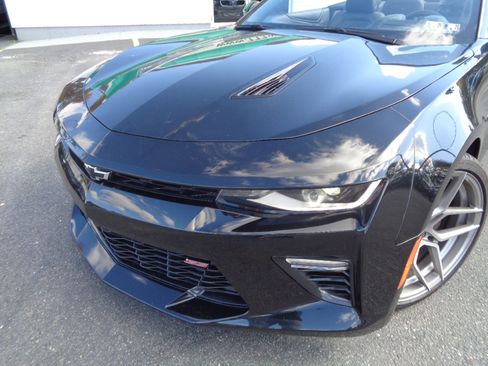 Used 2017 Chevrolet Camaro SS image 22
