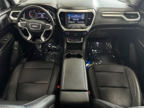 Used 2020 GMC Acadia SLT w/ Trailering Package AWD/4WD image 4