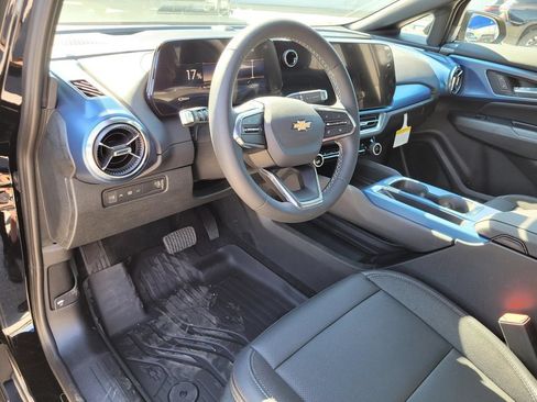 New 2026 Chevrolet Equinox EV LT AWD/4WD image 10