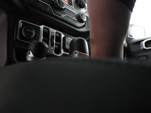 Used 2023 Jeep Wrangler Unlimited w/ 8.4" Radio Group AWD/4WD image 35