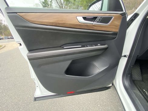 Certified 2024 Volkswagen Atlas SE AWD/4WD image 23