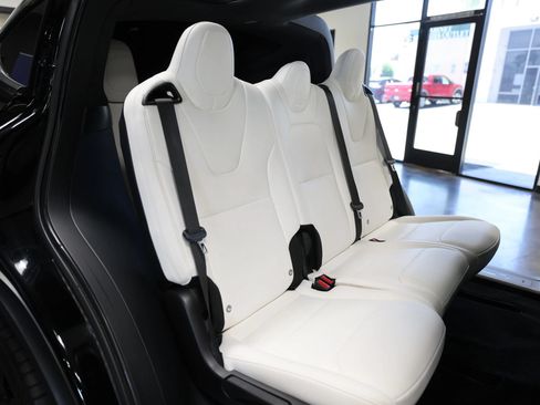Used 2020 Tesla Model X Long Range AWD/4WD image 41