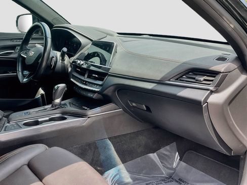 Used 2022 Cadillac CT4 Sport w/ Technology Package RWD image 29
