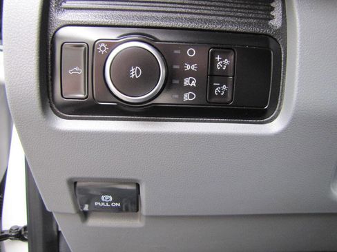 Used 2023 Ford F350 XL image 39