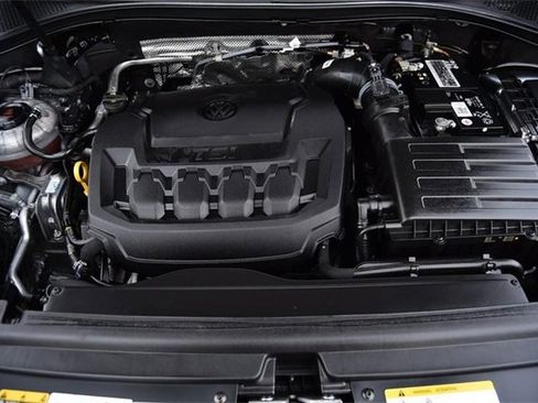 Certified 2023 Volkswagen Tiguan S image 25