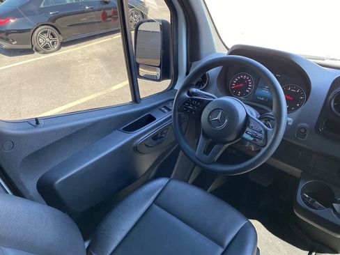 Used 2024 Mercedes-Benz Sprinter 2500 w/ Acoustic Package image 3
