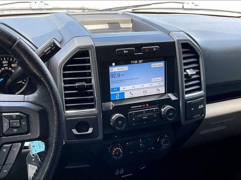 Used 2016 Ford F150 XLT w/ Equipment Group 302A Luxury RWD image 9