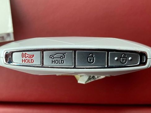 Certified 2025 Genesis GV80 3.5T e-SC image 38