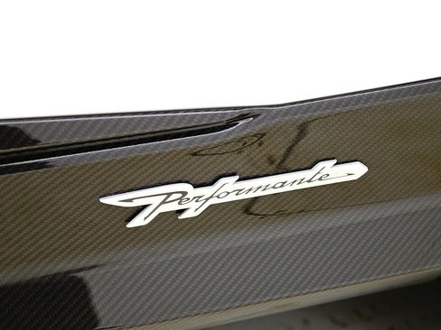 Used 2024 Lamborghini Urus Performante image 18