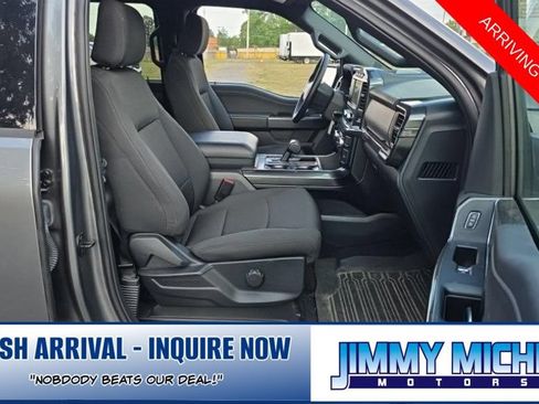 Used 2023 Ford F150 XLT w/ XLT Black Appearance Package AWD/4WD image 5