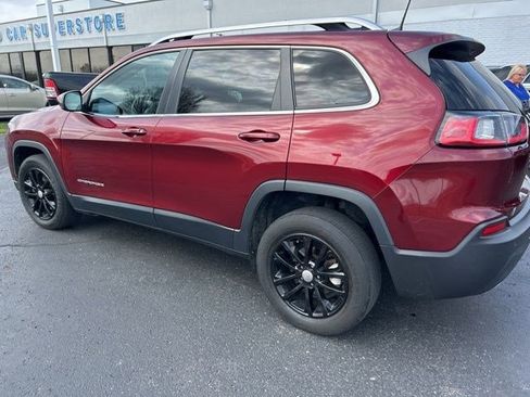 Used 2021 Jeep Cherokee Latitude Lux w/ Comfort/Convenience Group image 11