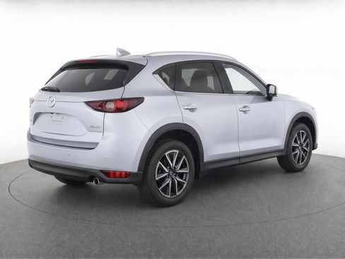 Used 2018 MAZDA CX-5 Touring FWD image 4