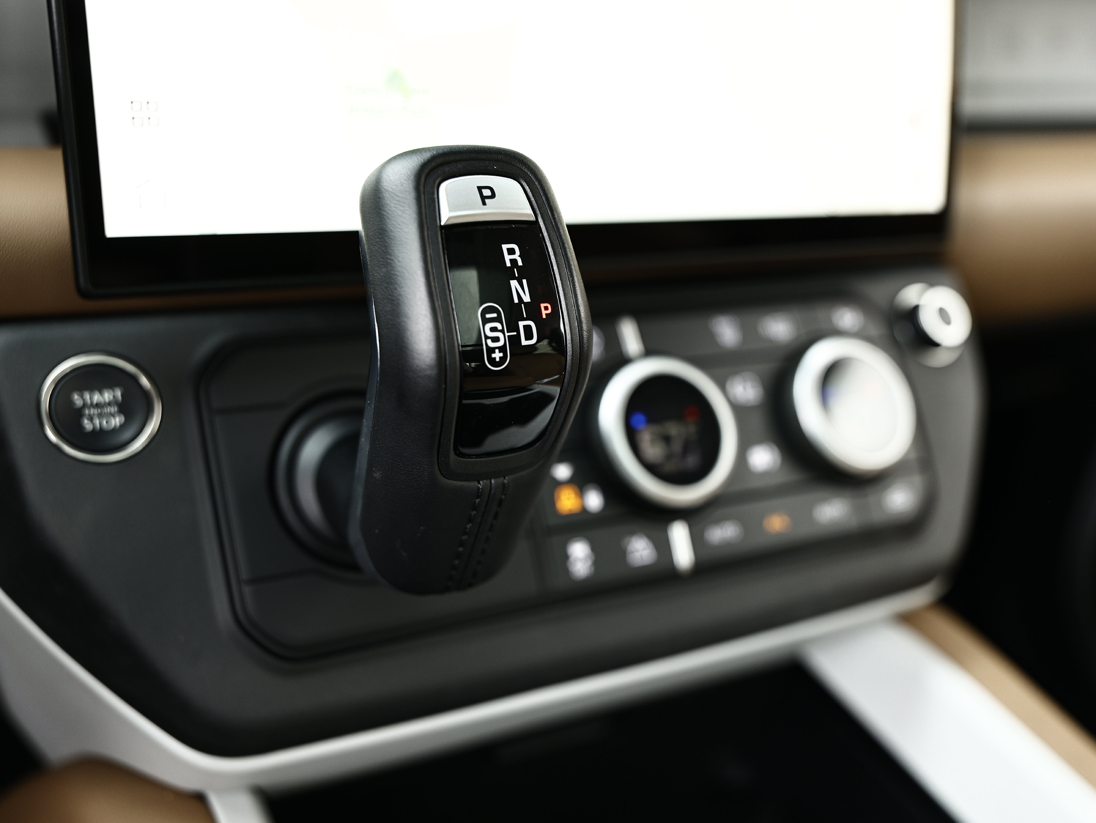 Used 2026 Land Rover Defender 130 S AWD/4WD image 48