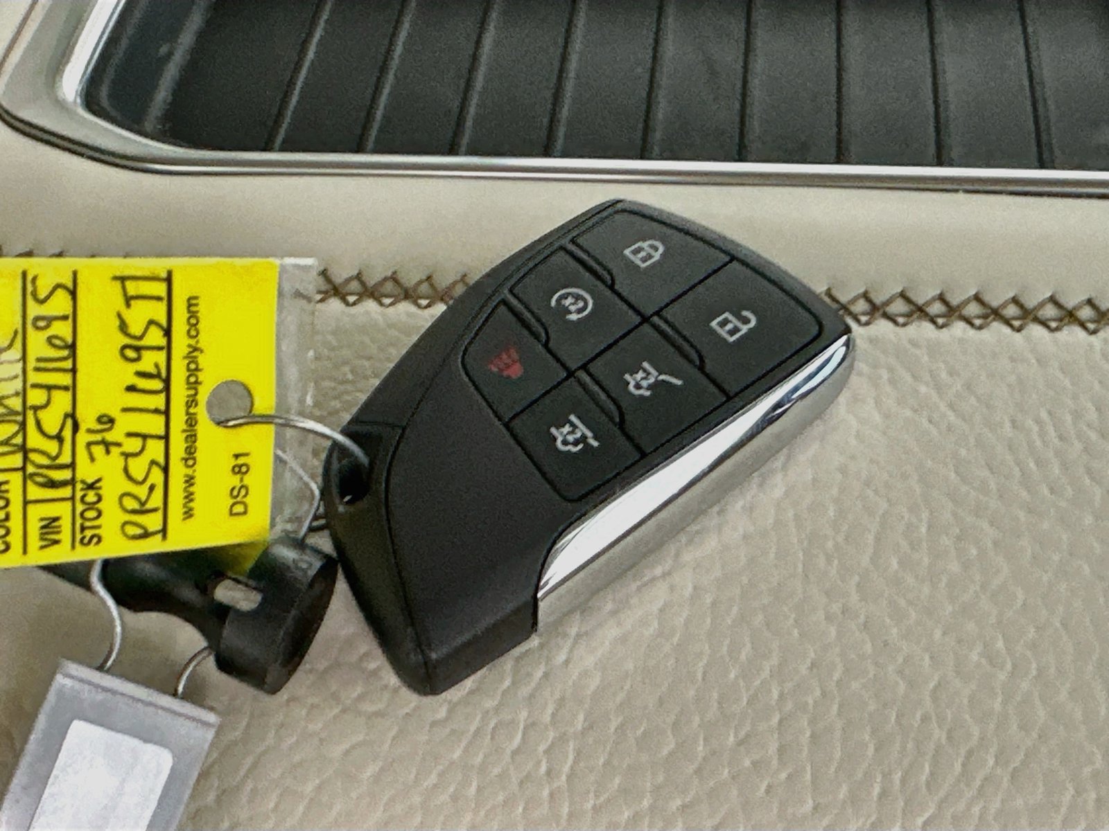 Used 2023 GMC Yukon XL Denali w/ LPO, Floor Liner Package AWD/4WD image 46