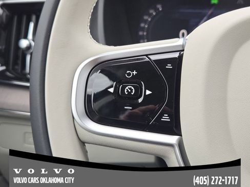 Used 2026 Volvo XC90 B6 Ultra image 27