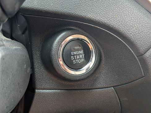 Used 2023 Subaru Ascent Limited AWD/4WD image 33