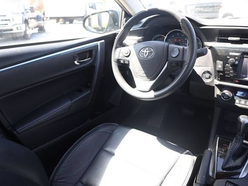 Used 2014 Toyota Corolla LE Premium w/ Driver Convenience Package FWD image 19