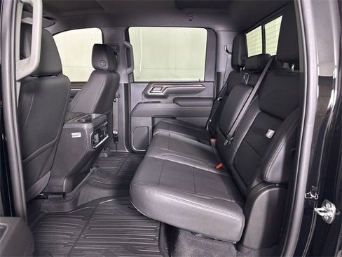 New 2026 GMC Sierra 2500 SLT w/ SLT Premium Package image 25