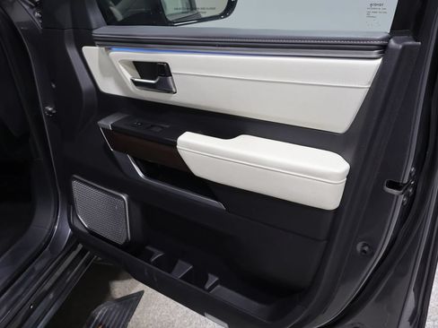Used 2023 Toyota Sequoia Capstone AWD/4WD image 25