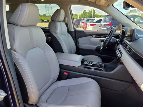 Used 2024 Honda Pilot Touring image 21