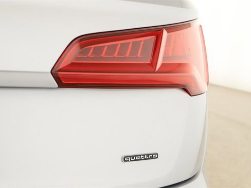 Used 2019 Audi Q5 2.0T Premium Plus image 30