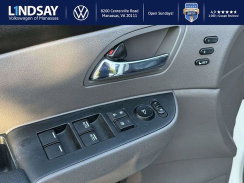Used 2015 Honda Odyssey Touring image 17