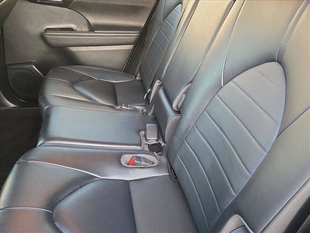 Used 2023 Toyota Highlander XLE FWD image 19