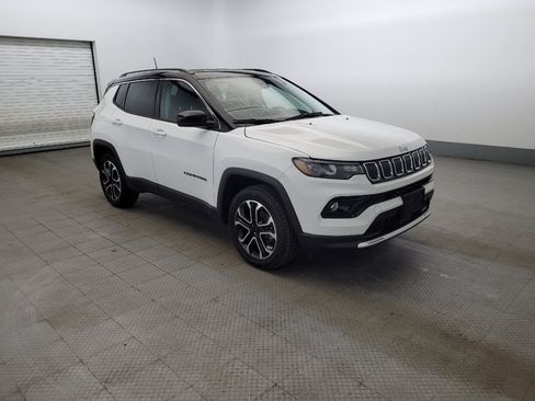 Used 2022 Jeep Compass Limited image 13