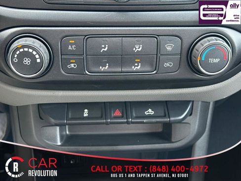 Used 2020 Chevrolet Colorado W/T w/ WT Convenience Package RWD image 39