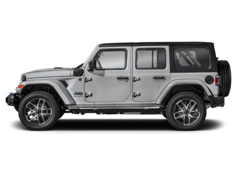Used 2024 Jeep Wrangler Sport S image 3