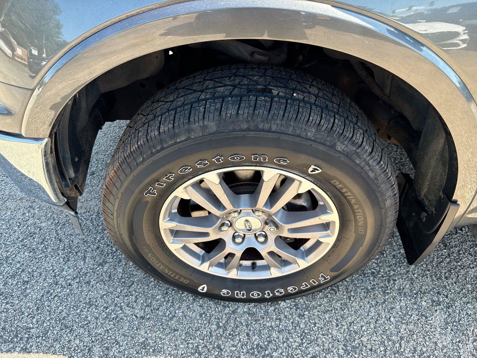Used 2019 Ford F150 Lariat w/ Max Trailer Tow Package AWD/4WD image 24
