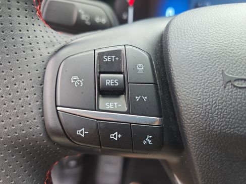 Used 2024 Ford Escape ST-Line w/ Tech Pack #1 AWD/4WD image 15