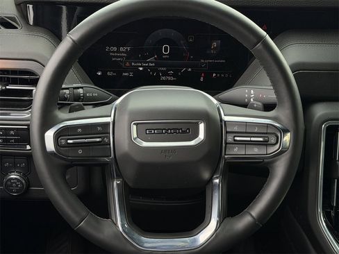 Certified 2025 GMC Yukon Denali image 13